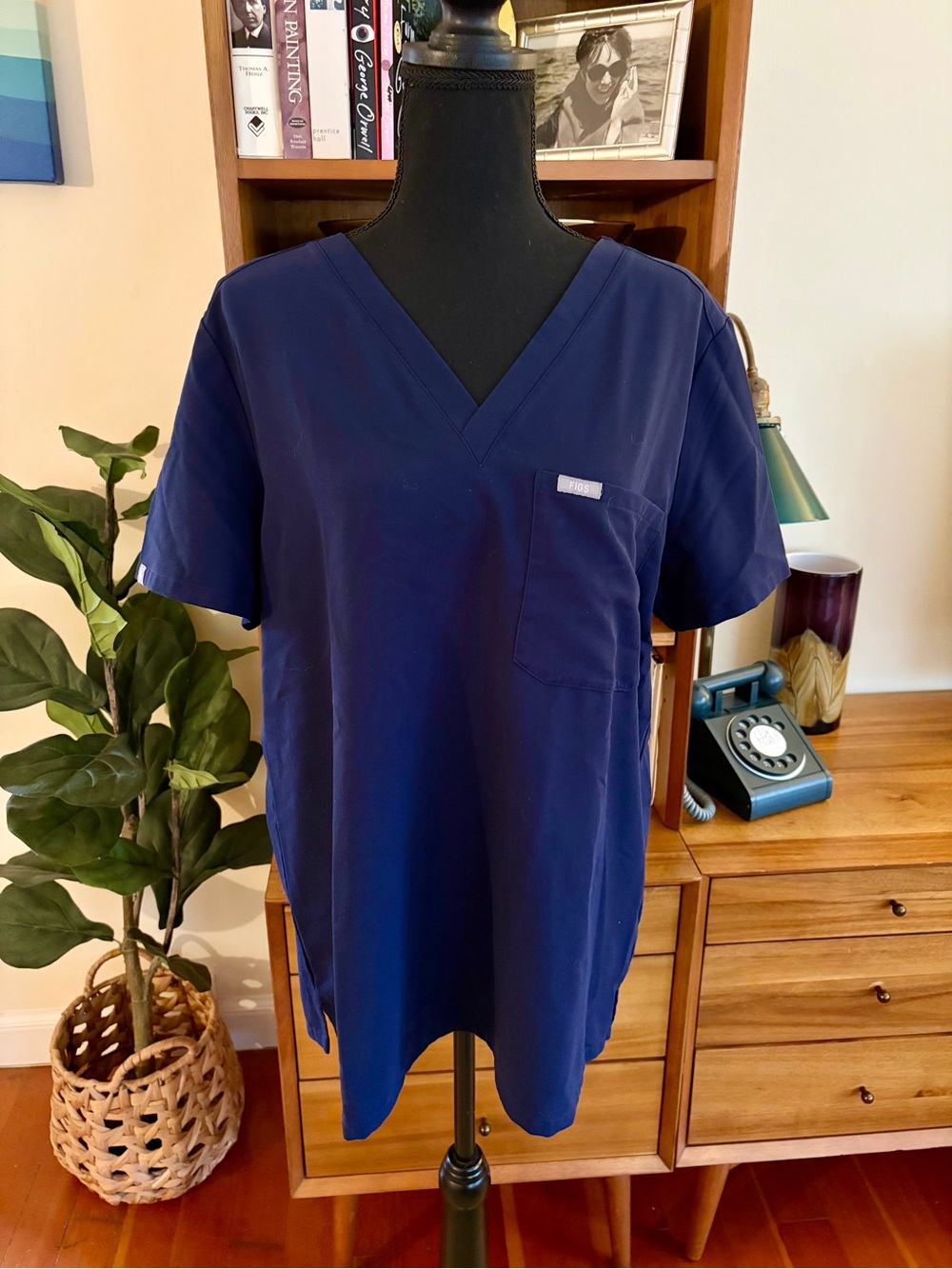 Figs Technical Collection Navy V-Neck Scrub Top